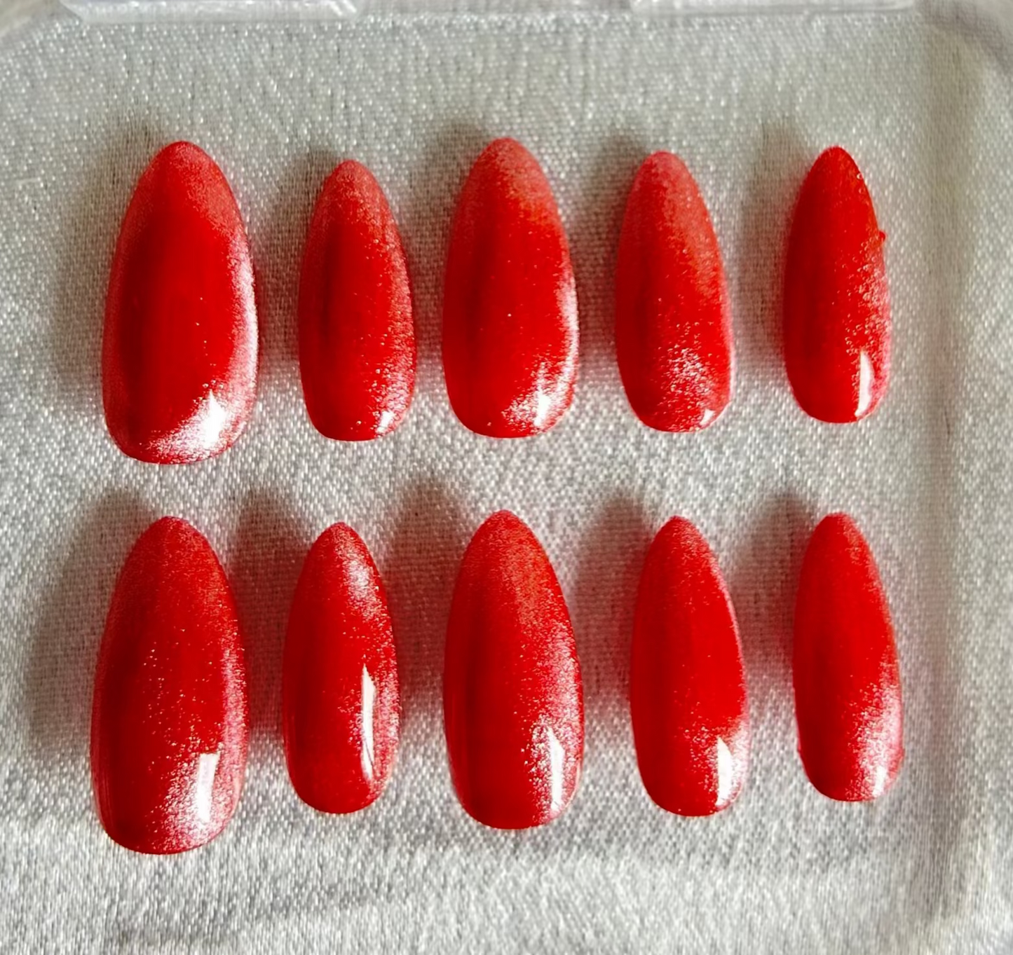 Cat eye rouge